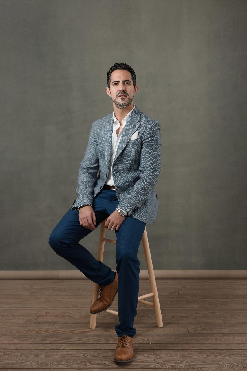 Samuel Andres grey Fourzan